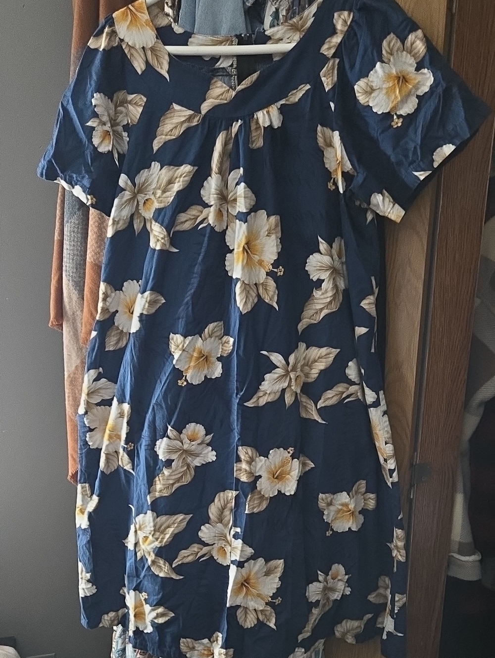 Two Palms Hawaiian Dress